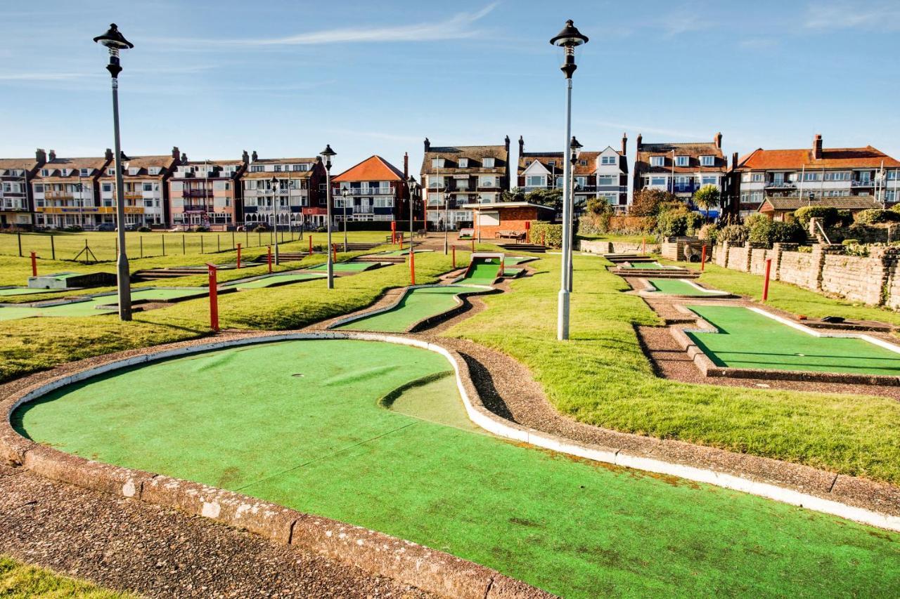 Oyo Grosvenor House Hotel Skegness Extérieur photo