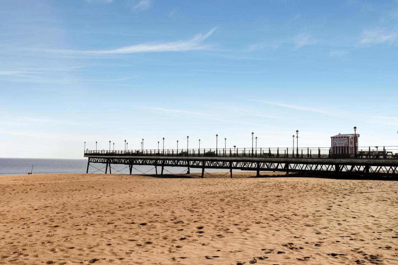 Oyo Grosvenor House Hotel Skegness Extérieur photo