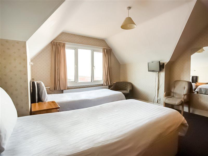 Oyo Grosvenor House Hotel Skegness Extérieur photo